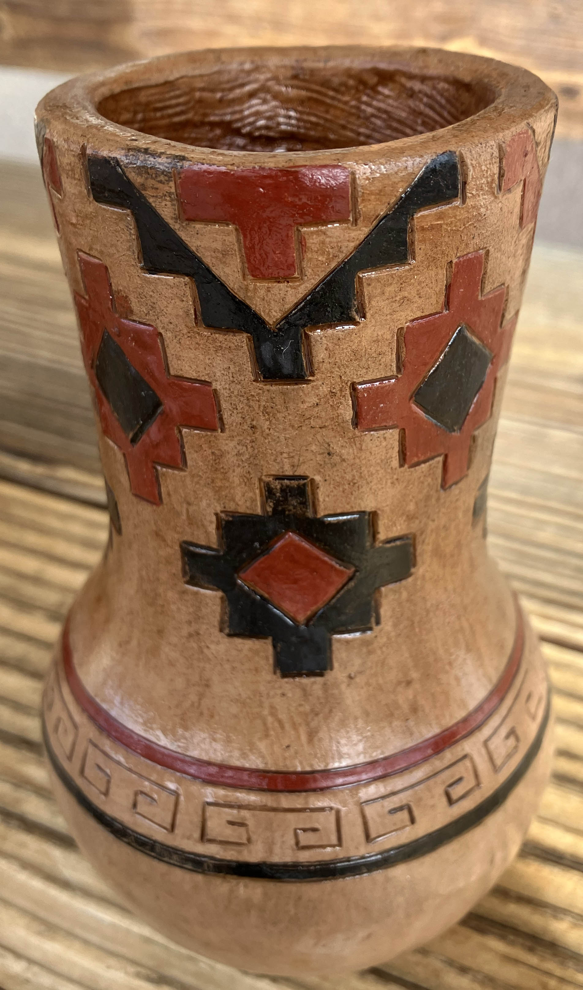 Lorraine Williams | Navajo Vase | Penfield Gallery of Indian Arts | Albuquerque, New Mexico
